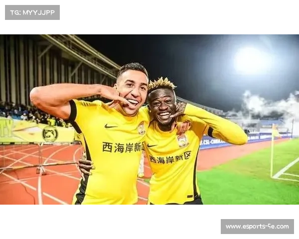 成都蓉城两球战平青岛西海岸痛失登顶良机悬念再起